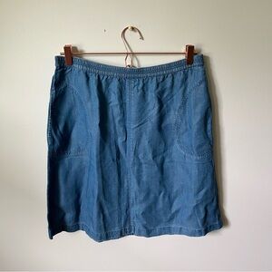 Cute Denim Skirt (with pockets!!)